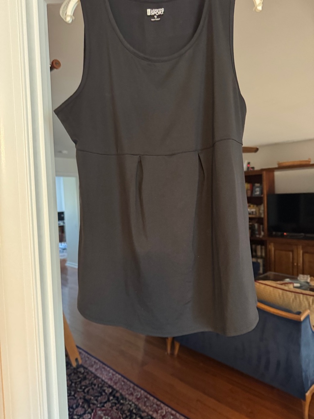 Lands' End Sport Black Scoop Neck Tank, size XL